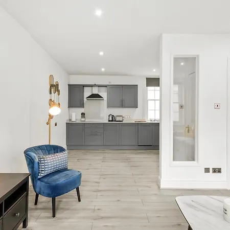 Hububb Luxury Knightsbridge Apartment *