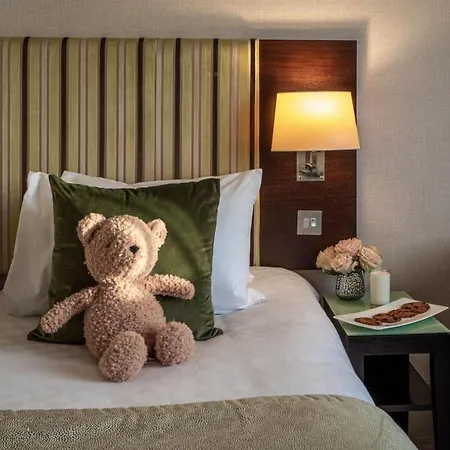 The Cavendish 4*