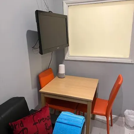 Apartment Ground Floor One Bedroom Flat Hyde Park In Central