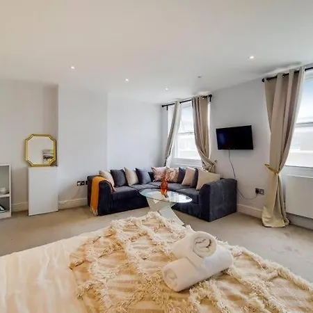 Apartment The Gloucester Residences London