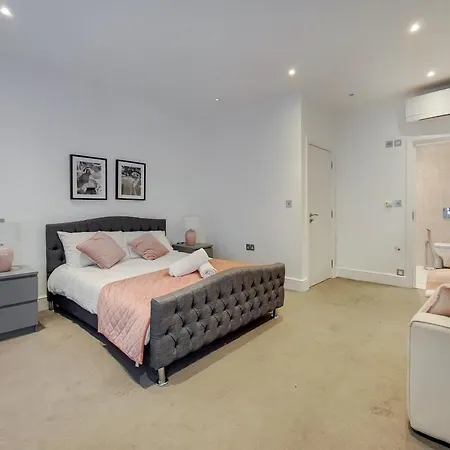 The Gloucester Residences * London