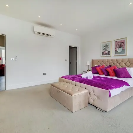 The Gloucester Residences Apartment *