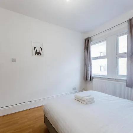 Mile End Double 86a London