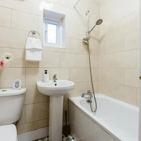 Guest house Mile End Double 86a London