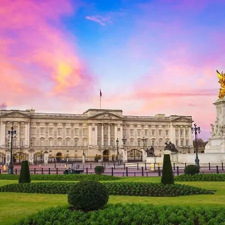 Buckingham Palace Observatory *