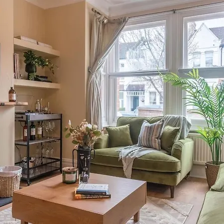 Dahomey - Streatham - Apartment *