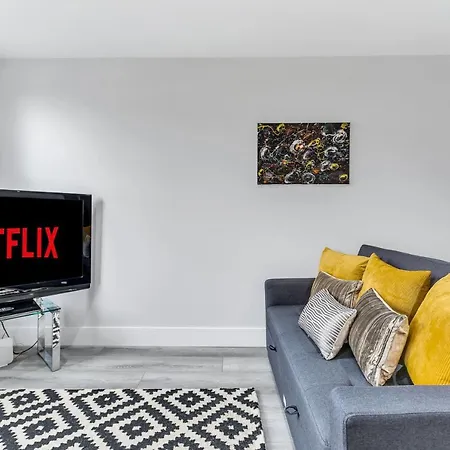 Private And Luxury In Central