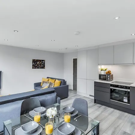 Private And Luxury In Central *