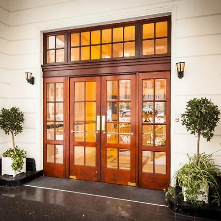 The Columbia Hotel 3*