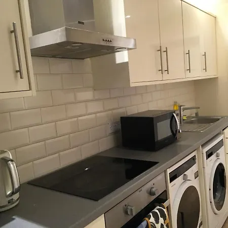 Private One Bedroom Guest house *