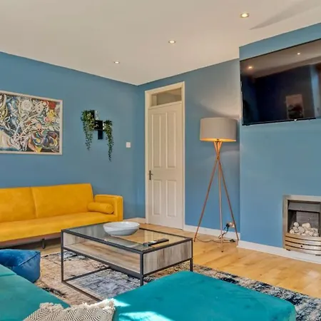 Lovely 3-bed Clapham Common شقة لندن