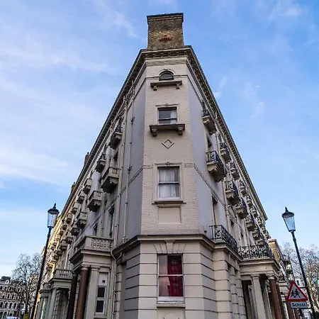 Belvedere House *