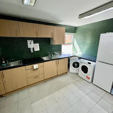 Guest house Croydon Stays
