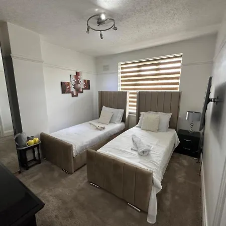 Homestay Sheri's Away London