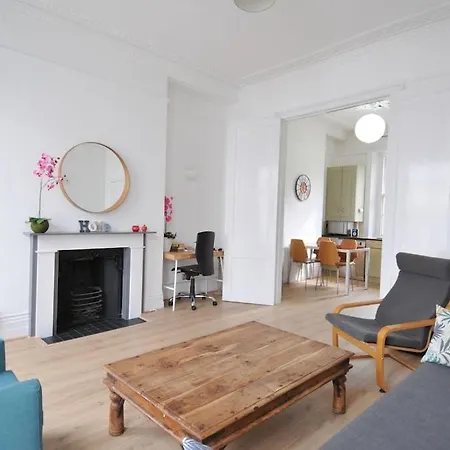 Beautiful Flat In Westminster *