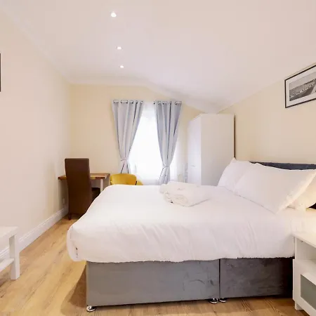 Apartment Pass The Keys Flat 3 And 4 Floor Comfy Two Studio