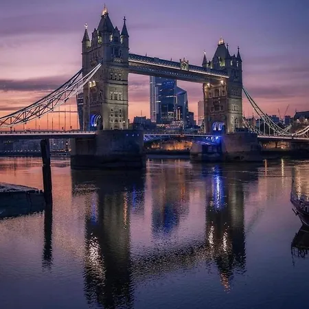 Thames View & Free Parking - Perfect Long Workers Only London