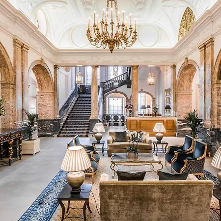 The Landmark 5*