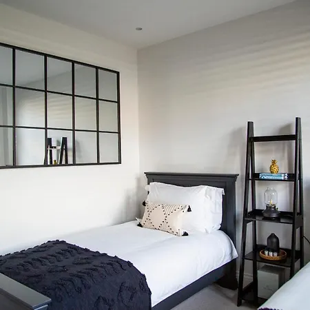 The Luxury Fulham Townhouse London
