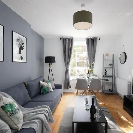 Modern One Bedroom Next To Old Street
