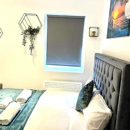 Penzion Harrow Suites By Gh Stays *