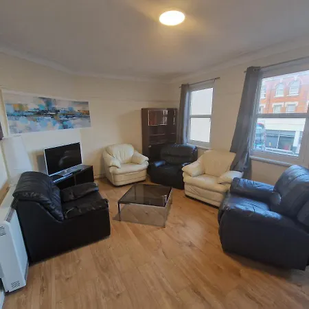 Сasa de vacaciones Large 3 Bedroom Ideal For Groups *