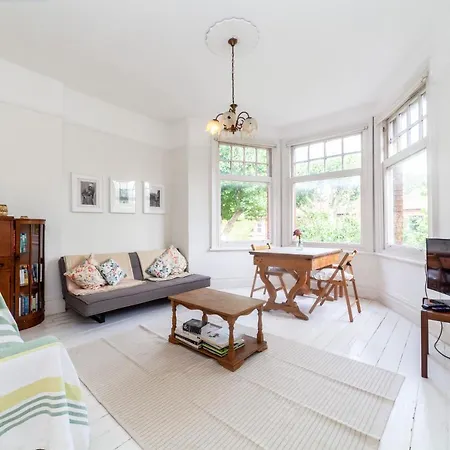 Apartment Lovely 1 Bdr Apt In Victorian House, Kilburn
