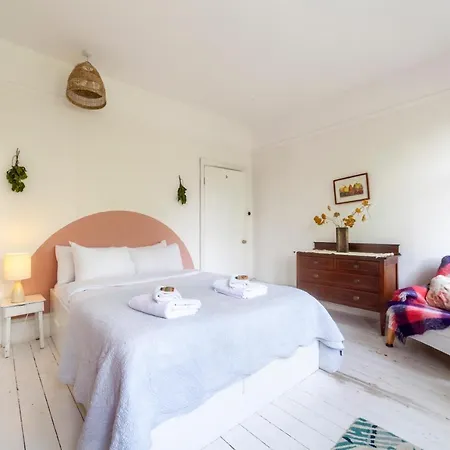 Lovely 1 Bdr Apt In Victorian House, Kilburn Apartment