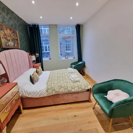 Flat Covent Garden London