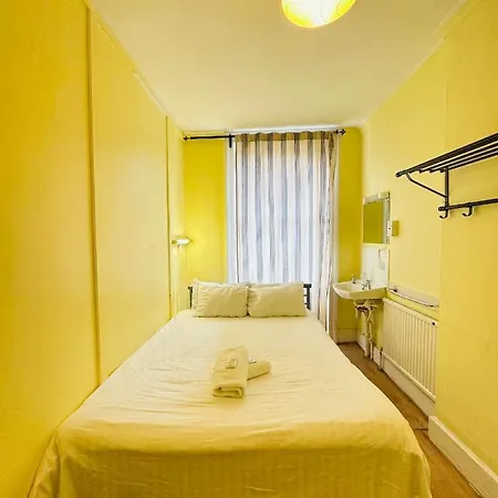 Thanet Annex Hotel 2*