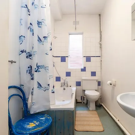 Apartment Lovely 1 Bdr Apt In Victorian House, Kilburn *