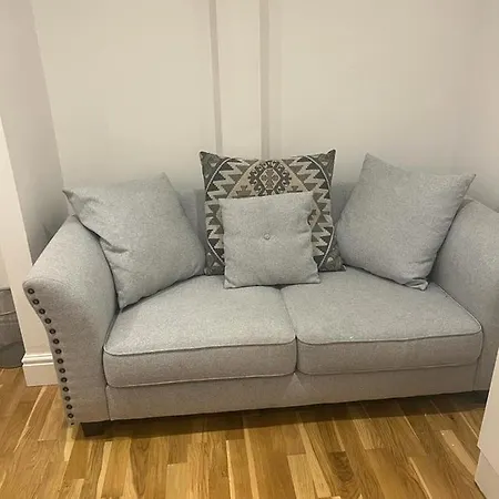 Amazing Flat 2 In Battersea شقة *
