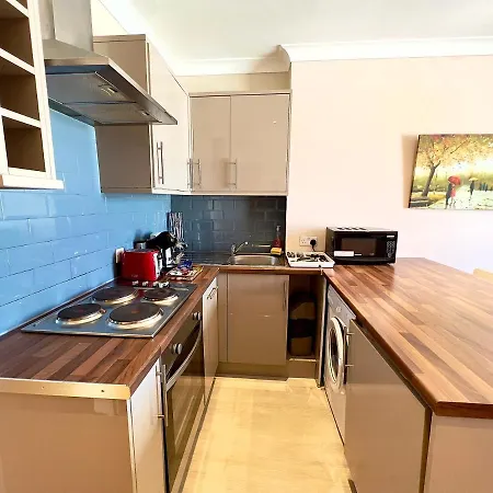 2 Bedroom In Westminster Appartamento *