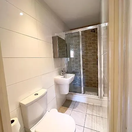 2 Bedroom In Westminster Apartamento *