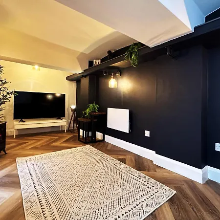 Liam Place Near Hyde Park - 1 Double Bed, 1 Sofa Bed, Spacious Apartment, Private Entrance Apartamento