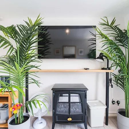 דירה Pass The Keys - Stylish & Cozy Close To Hyde Park לונדון
