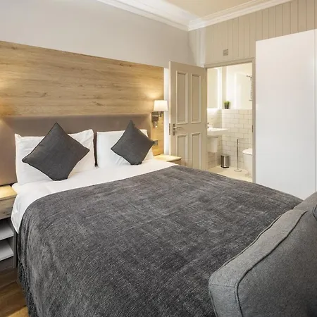 Notting Hill House *