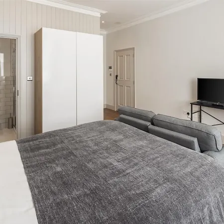 Notting Hill House Apartahotel
