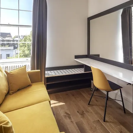 Notting Hill House *