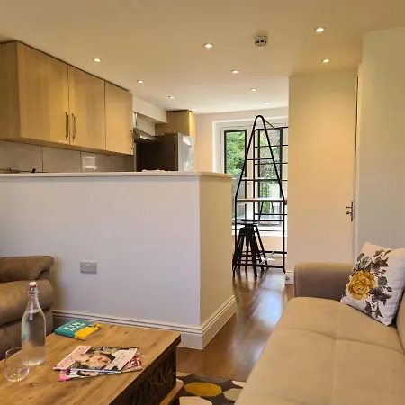 Apartmán New - Family 2 Bedroom In Quiet Street Near Parks 107-3 1fl *