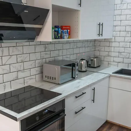 Luxury Near Central *