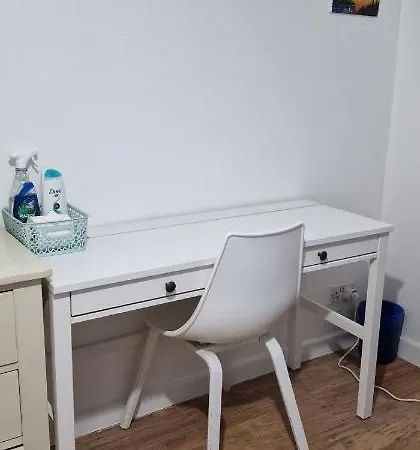 Séjour chez l'habitant Cozy Double Bedroom In Zone 1-2 Londres