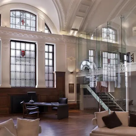 Town Hall - Shoreditch Apartahotel