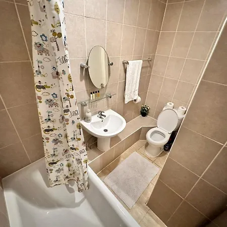 Central 1-bedroom Cozy Budget Apartment, Edgware Road Apartment *