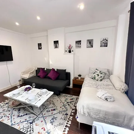 Central 1-bedroom Cozy Budget Apartment, Edgware Road *