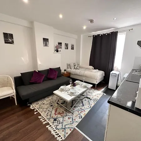 Central 1-bedroom Cozy Budget Apartment, Edgware Road *