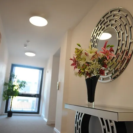 Canary Heights 3*