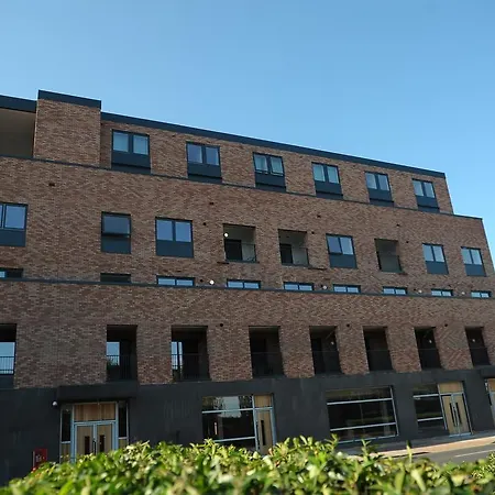 Canary Heights 3* London
