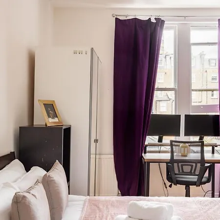 South Kensington Courtfield Gardens studio *