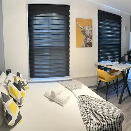 1bedroom *